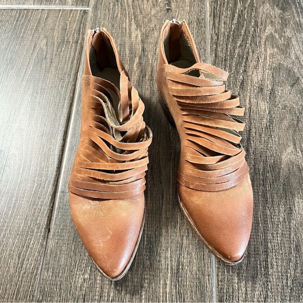 Free People / Lost Valley Sliced Leather Booties size 40 - Picture 5 of 9